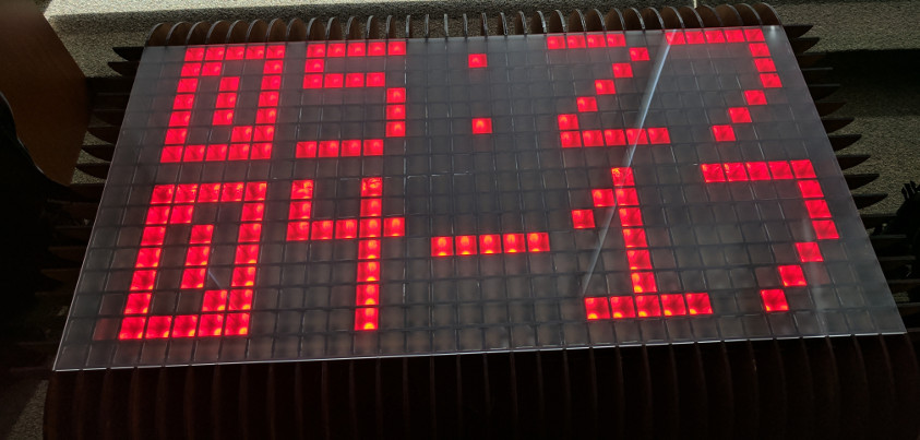 Smart Table Clock Application